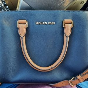 Michael Kors purse